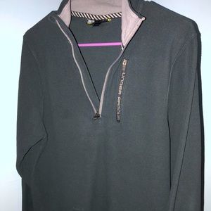 Men’s small UA 1/4 zip fleece